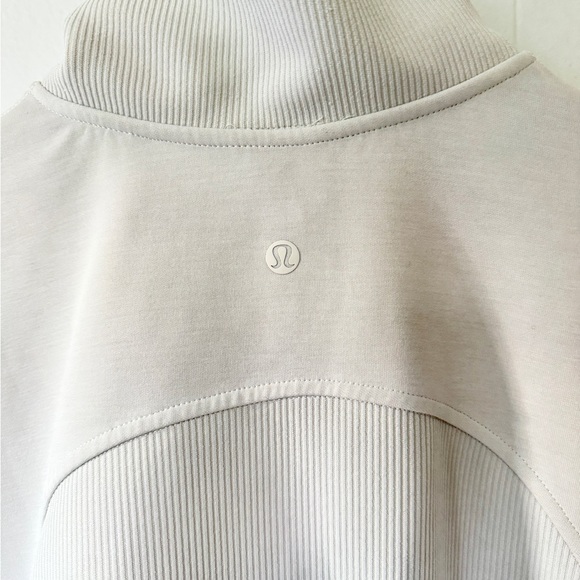 ✨ Lululemon Scuba Funnel Neck Half Zip – Size 6 ✨ - Picture 8 of 10